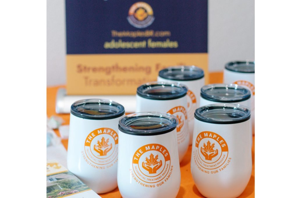 DecorAndDetails-Maples-BBH-MM-7_crop_backdrop