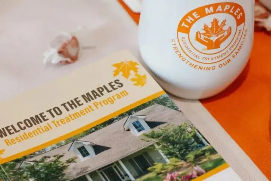 DecorAndDetails-Maples-BBH